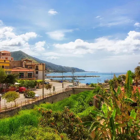 Baia Marticana Апарт-отель Agnone Cilento