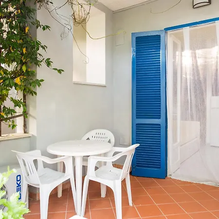 Baia Marticana Aparthotel 3*