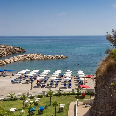 Aparthotel Baia Marticana