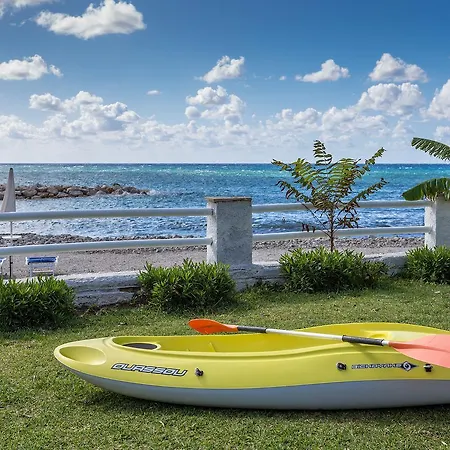 Baia Marticana Апарт-отель