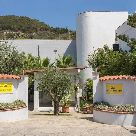Aparthotel Baia Marticana 3*