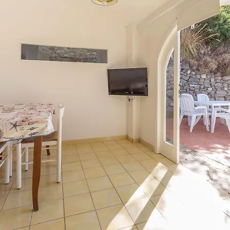 Aparthotel Baia Marticana 3*